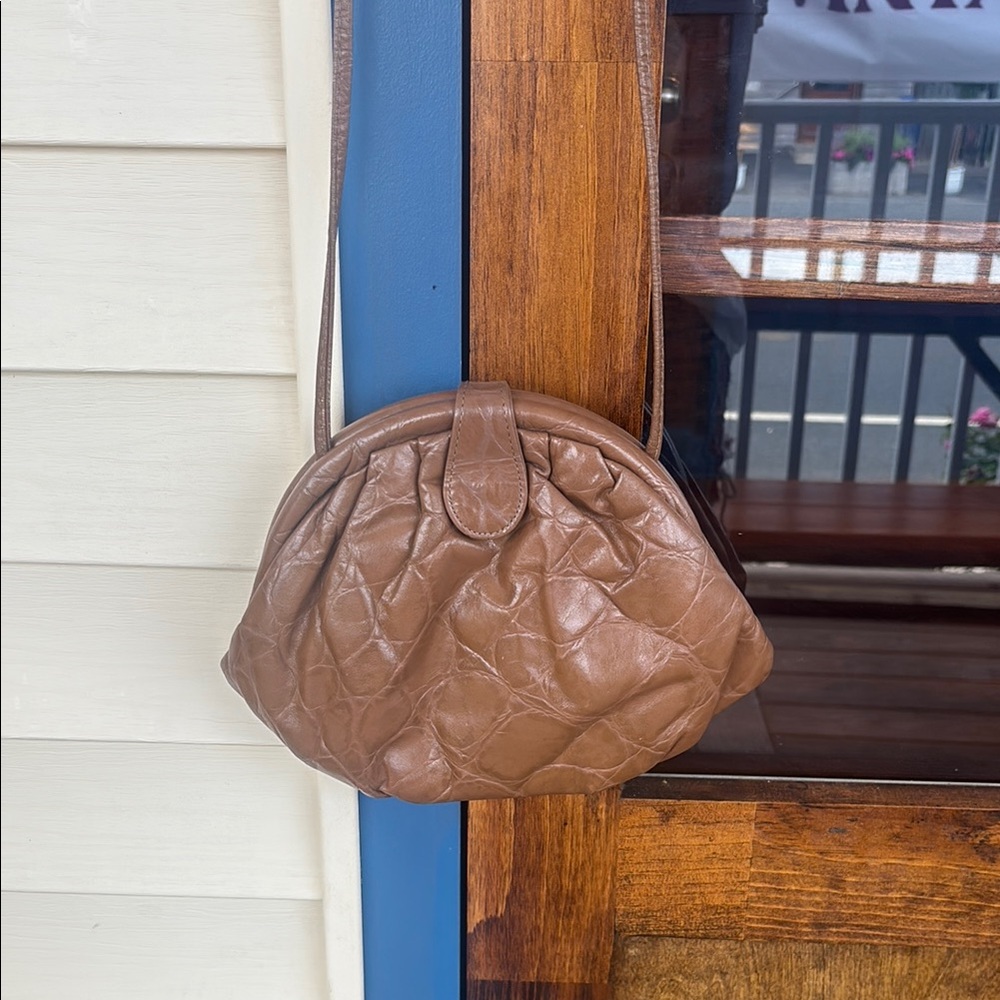 Vintage Brown Leather Women's Bag